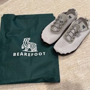 Men's Gray Athletic Shoes